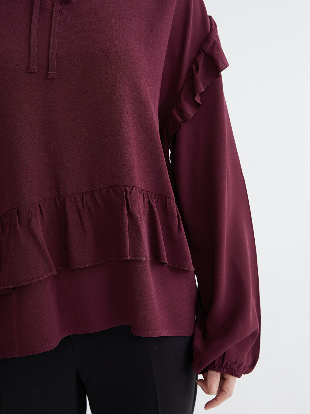 Bordo Bağlamalı Yaka Oversize Fırfırlı Bluz-2