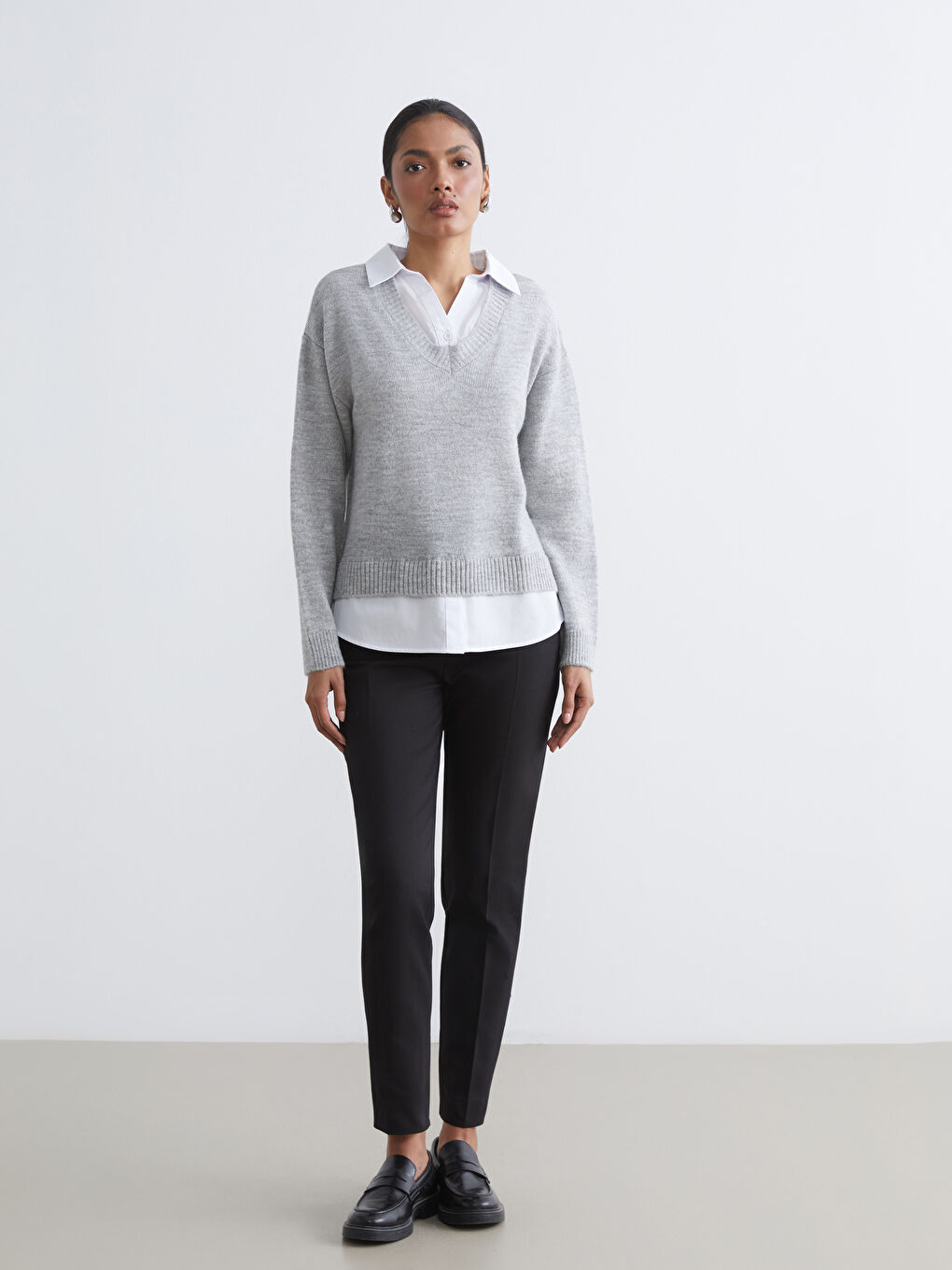 Gri Gömlek Yaka Kadın Triko Kazak	-1