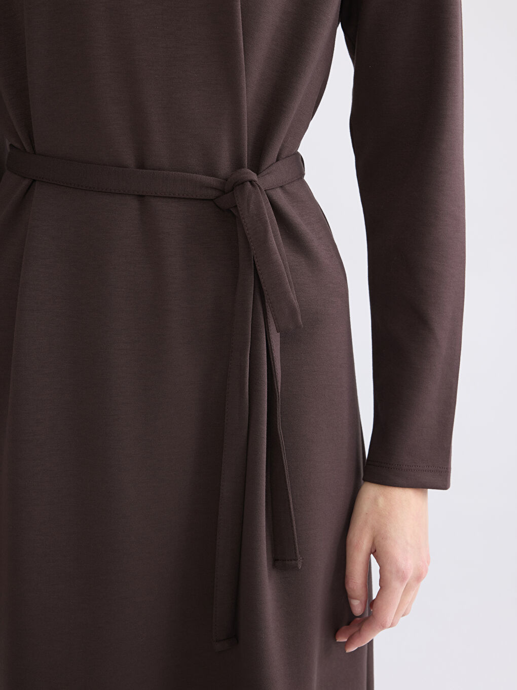 Kahverengi Bisiklet Yaka Beli Kuşaklı Soft Touch Elbise-2