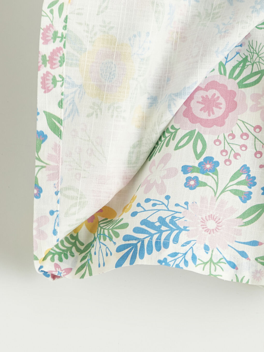 Ekru Çiçek Desenli Kız Çocuk Şort Etek-1