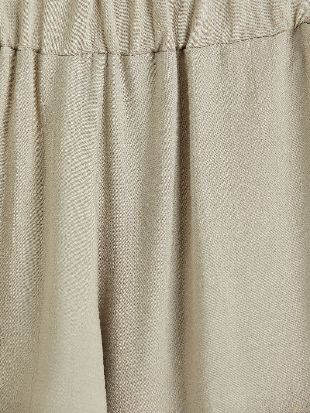 Bej Beli Lastikli Dokulu Saten Kadın Pantolon-6