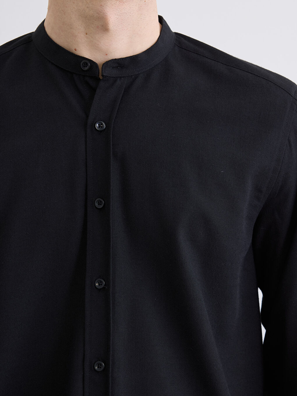 Siyah Regular Fit Hakim Yaka Erkek Gömlek-2