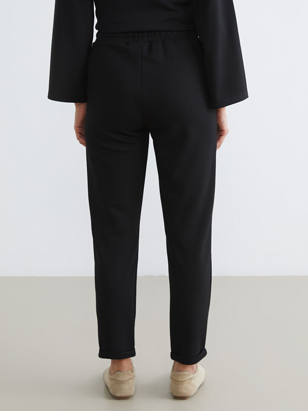 Siyah Beli Lastikli Kadın Eşofman Altı-3