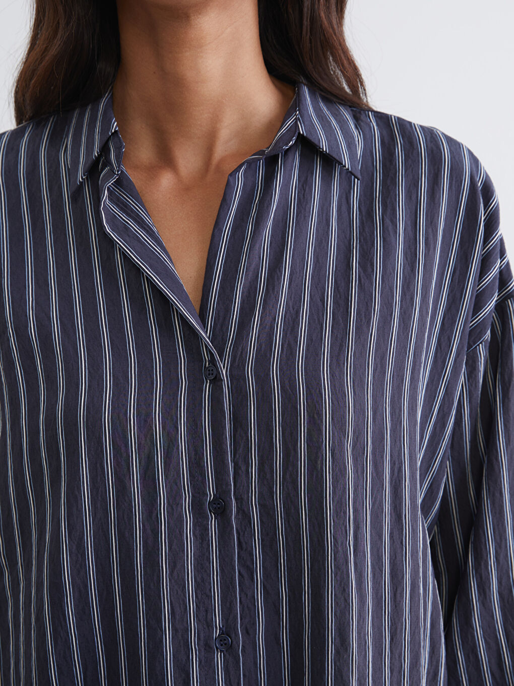 Lacivert Çizgili Oversize Kadın Gömlek-2