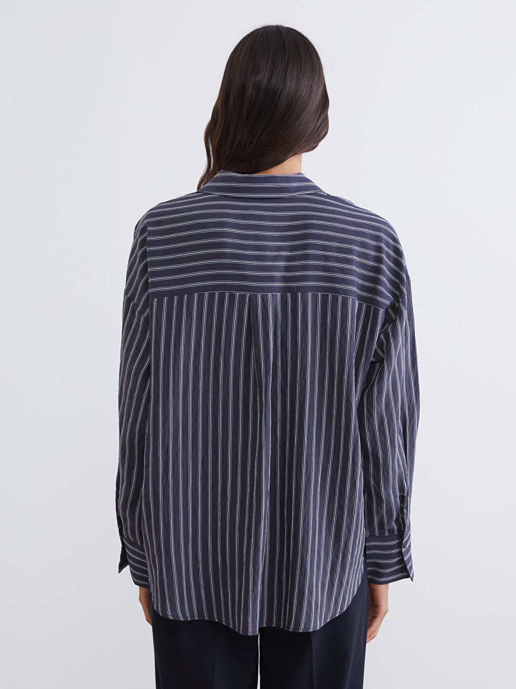 Lacivert Çizgili Oversize Kadın Gömlek-3