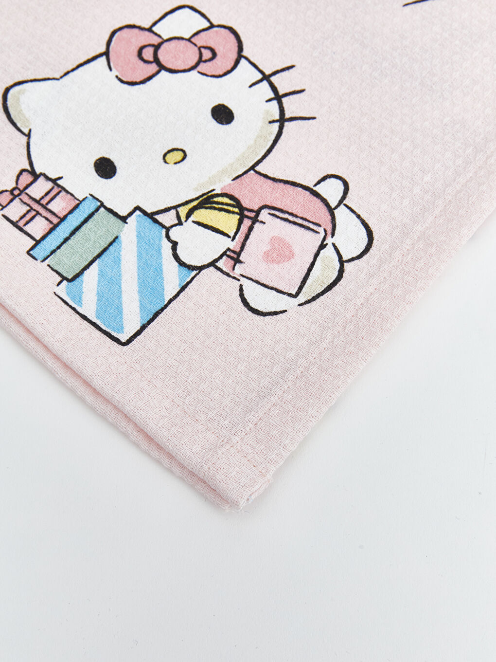 Karışık Hello Kitty Baskılı Tek Kişilik Kız Çocuk Pike 160x220 cm-2