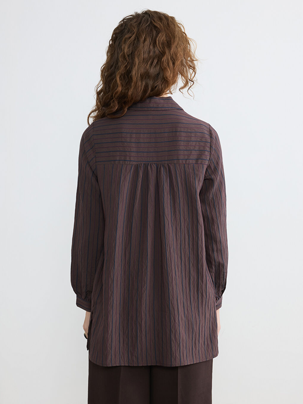 قميص تونك نسائي واسع مخطط ومزخرف.-4