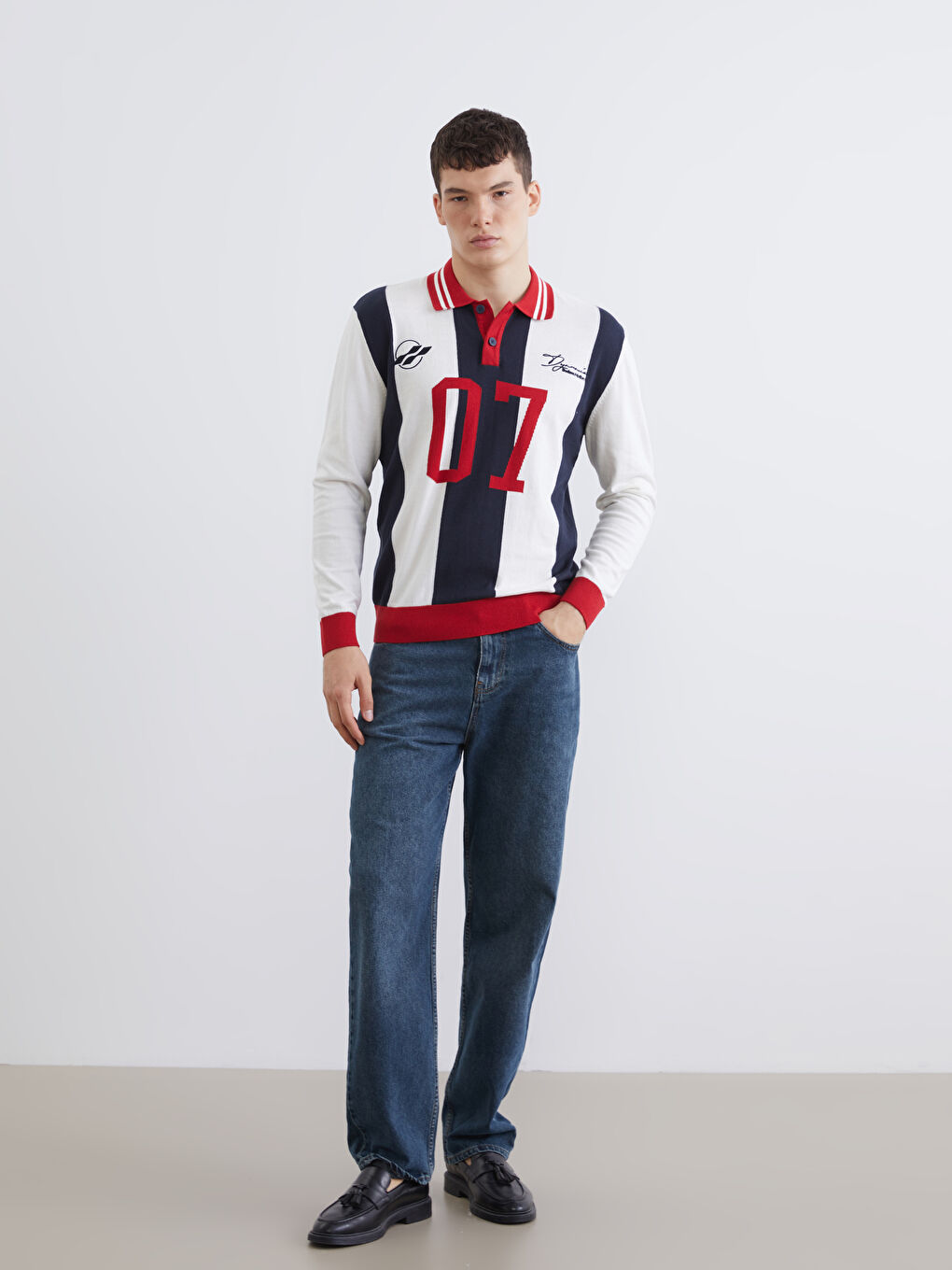 Пуловер с поло яка и отпечатано трико за мъже-1