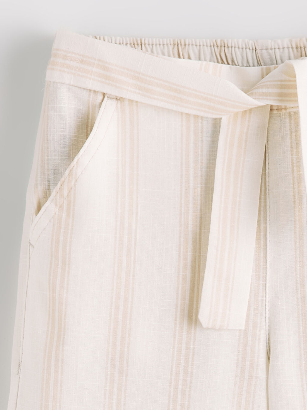 Bej Çizgili Geniş Paça Kız Çocuk Kapri-1