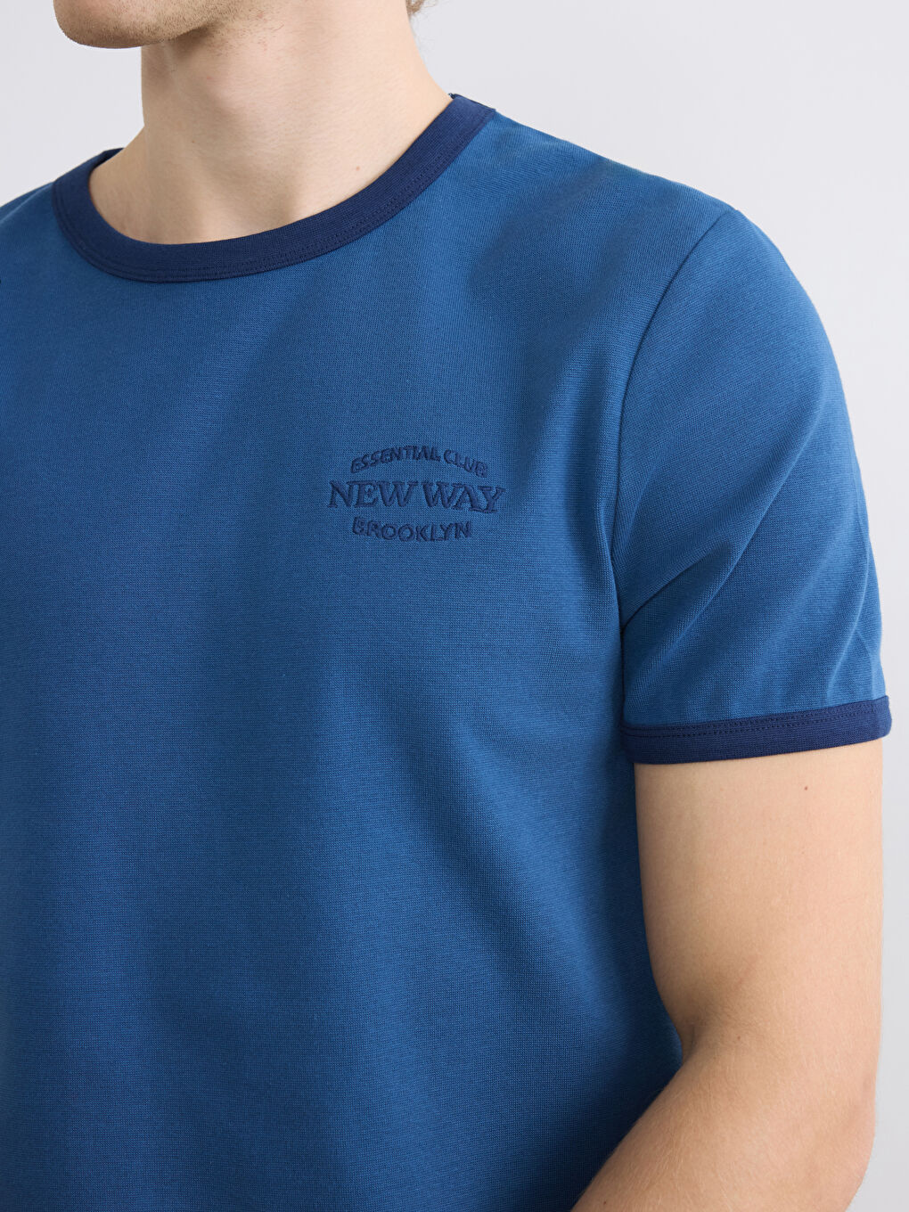 Lacivert Bisiklet Yaka Brooklyn Baskılı Erkek Tişört-2