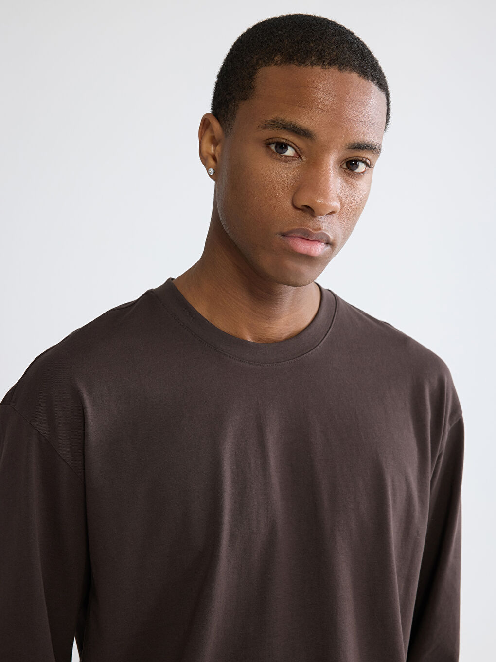 Muška dukserica sa okruglim izrezom-2