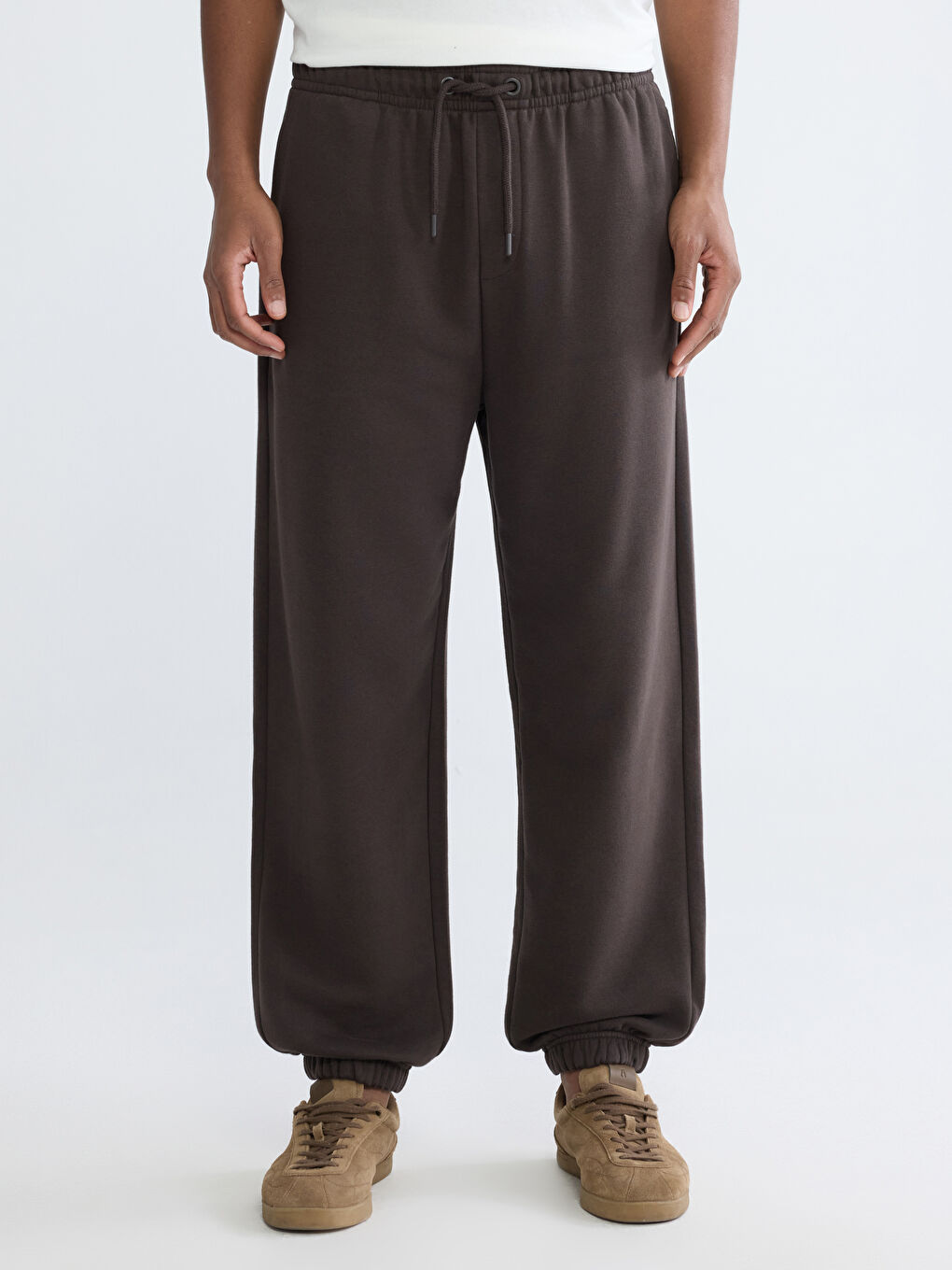 Man BROWN Jogger Sweatpants-1