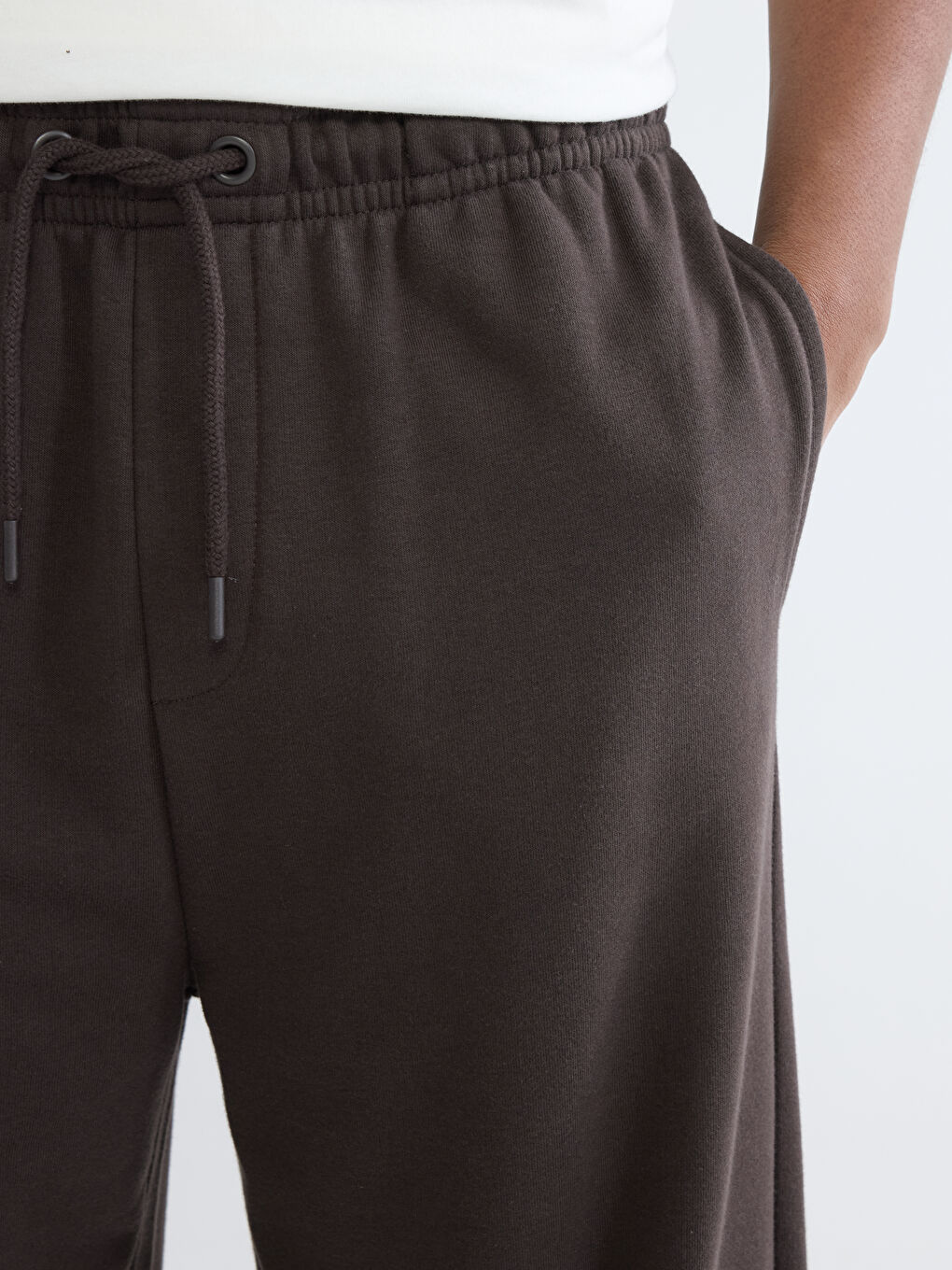 Man BROWN Jogger Sweatpants-2