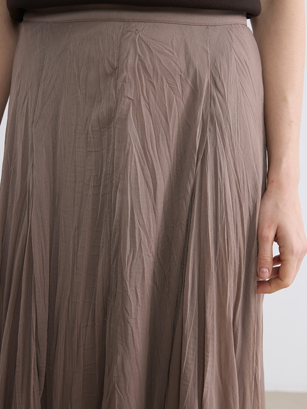 Woman Brown Skirt-2