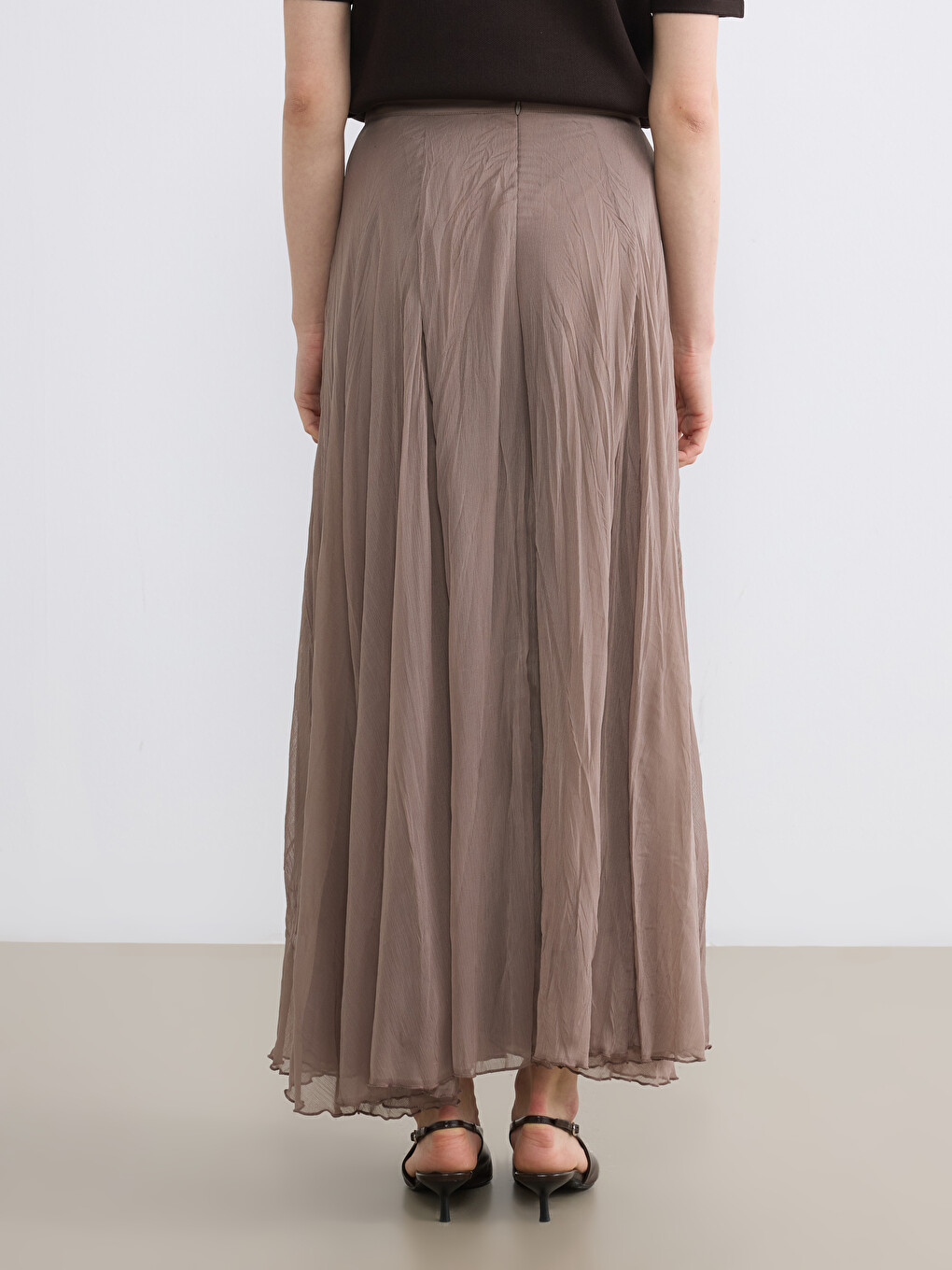 Woman Brown Skirt-3