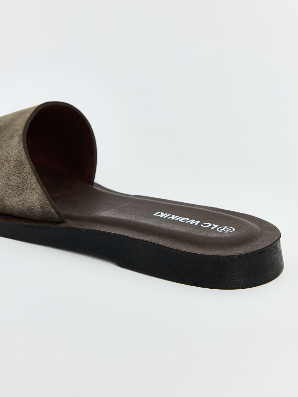 Woman BROWN Sliders-3