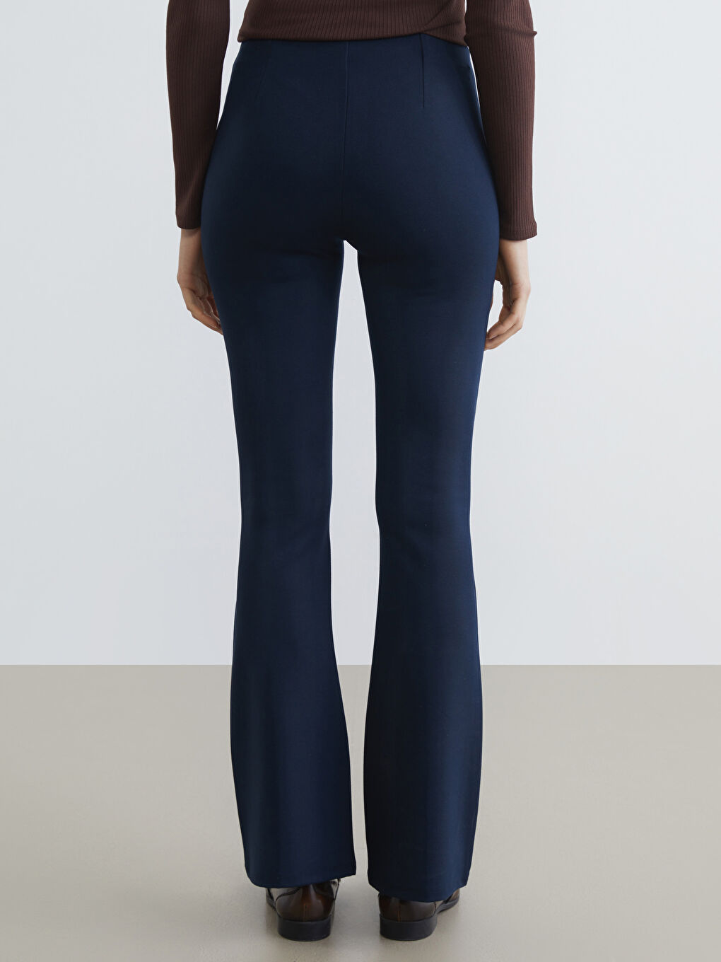 Lacivert Ekstra Dar Fit İspanyol Paça Kadın Pantolon-4