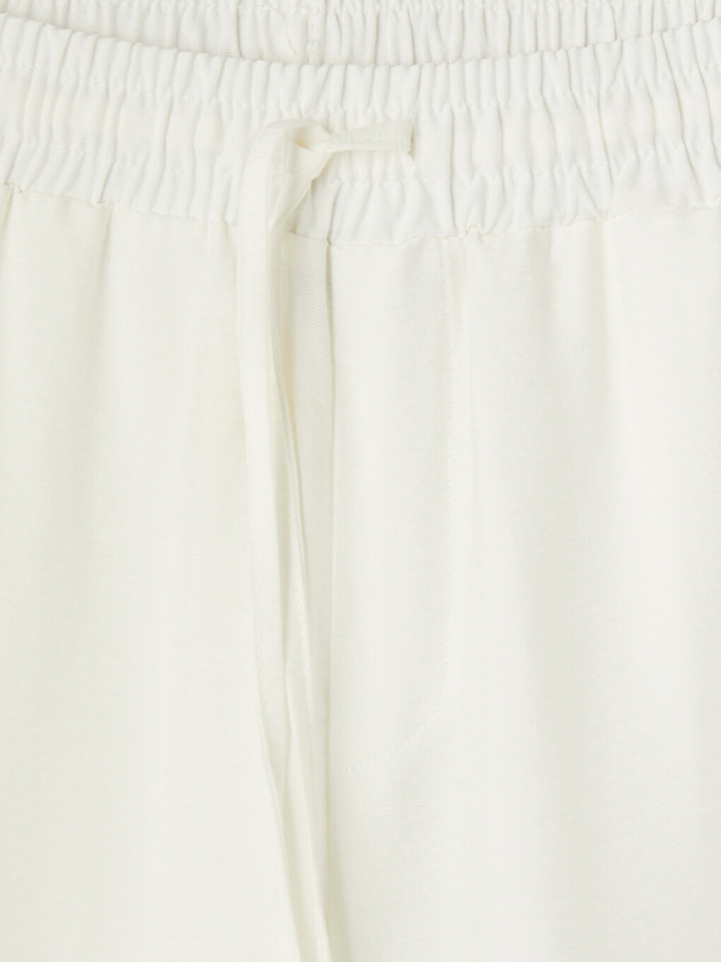 Beyaz Beli Lastikli Geniş Paça Kadın Pantolon-1