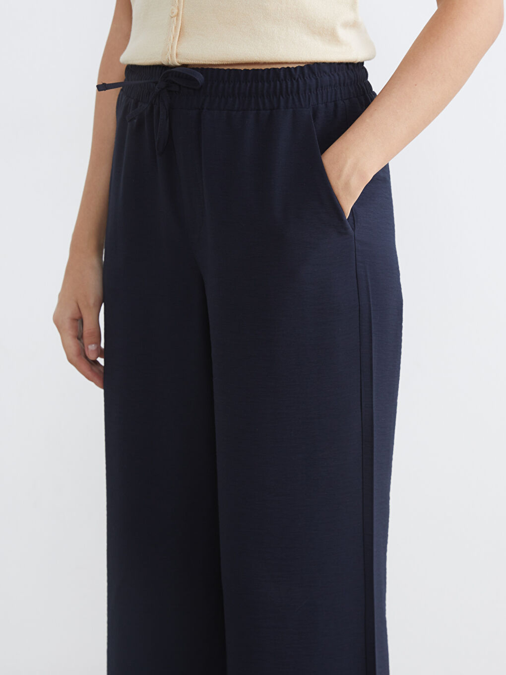 Lacivert Beli Lastikli Geniş Paça Kadın Pantolon-3