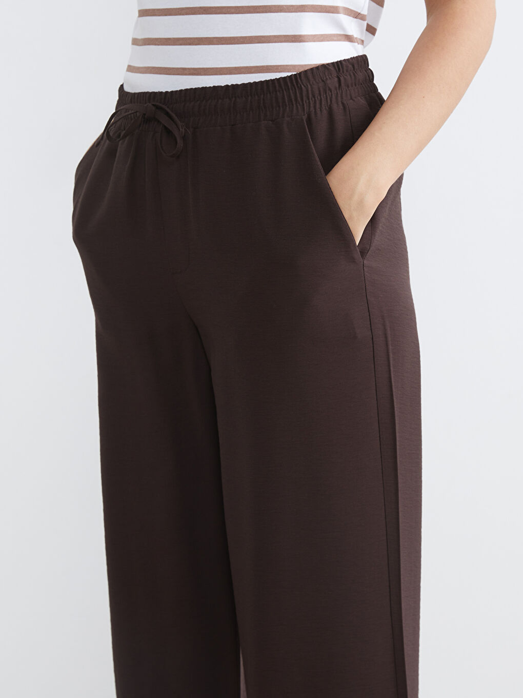 Woman BROWN Trousers-2