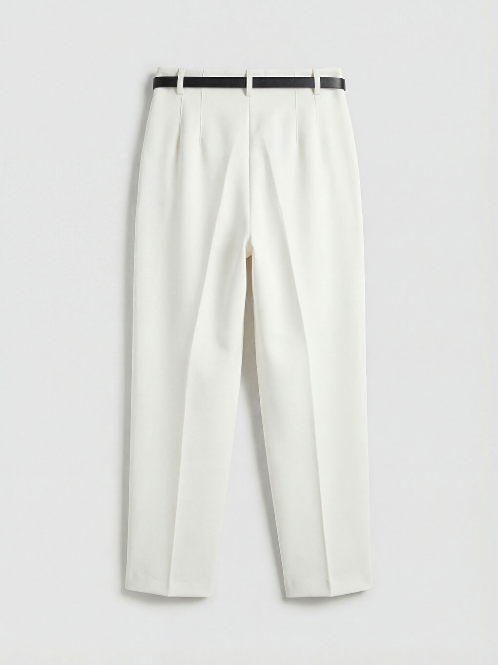 Ekru Beli Kemerli Kadın Pileli Kumaş Pantolon-4