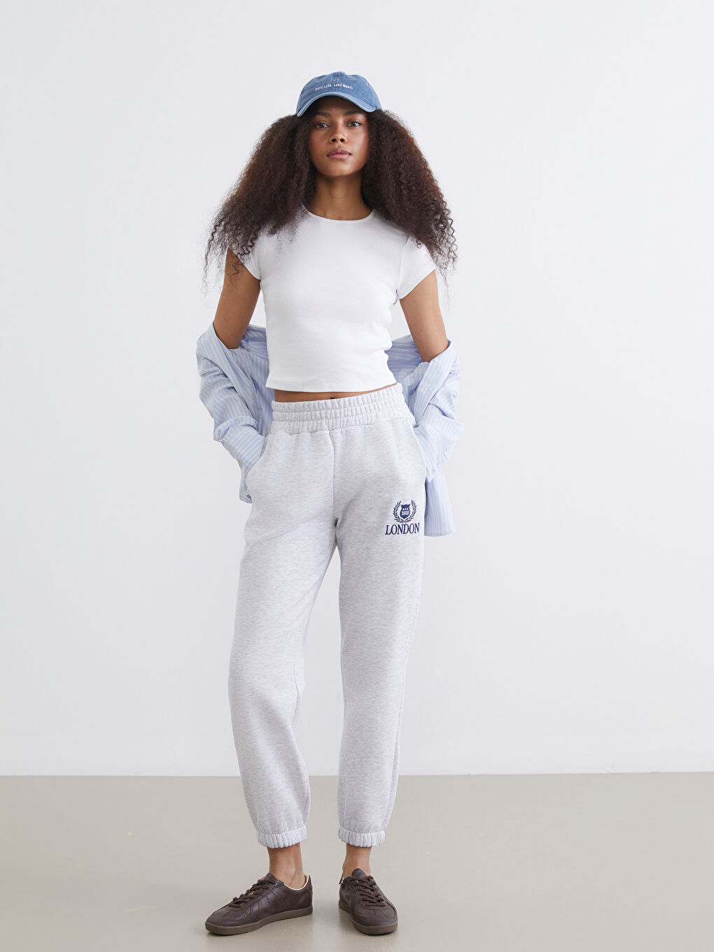 Gri London Nakışlı Kadın Kalın Jogger Eşofman Altı