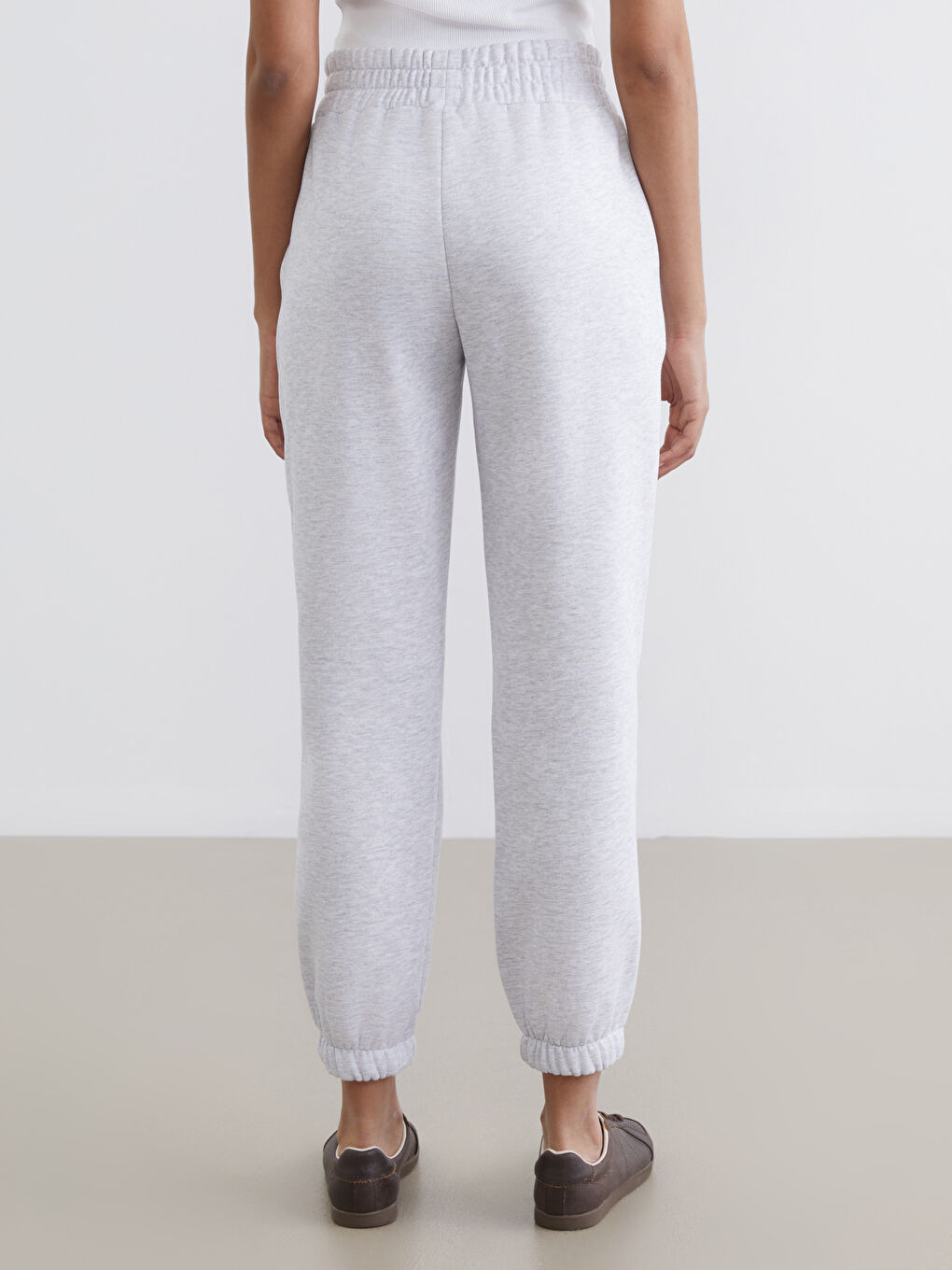 Gri London Nakışlı Kadın Kalın Jogger Eşofman Altı-3