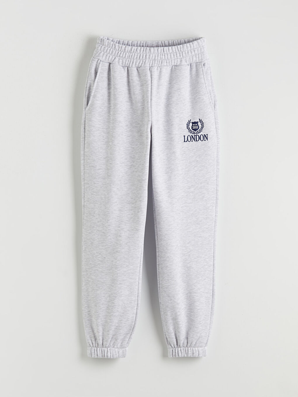 Gri London Nakışlı Kadın Kalın Jogger Eşofman Altı-4