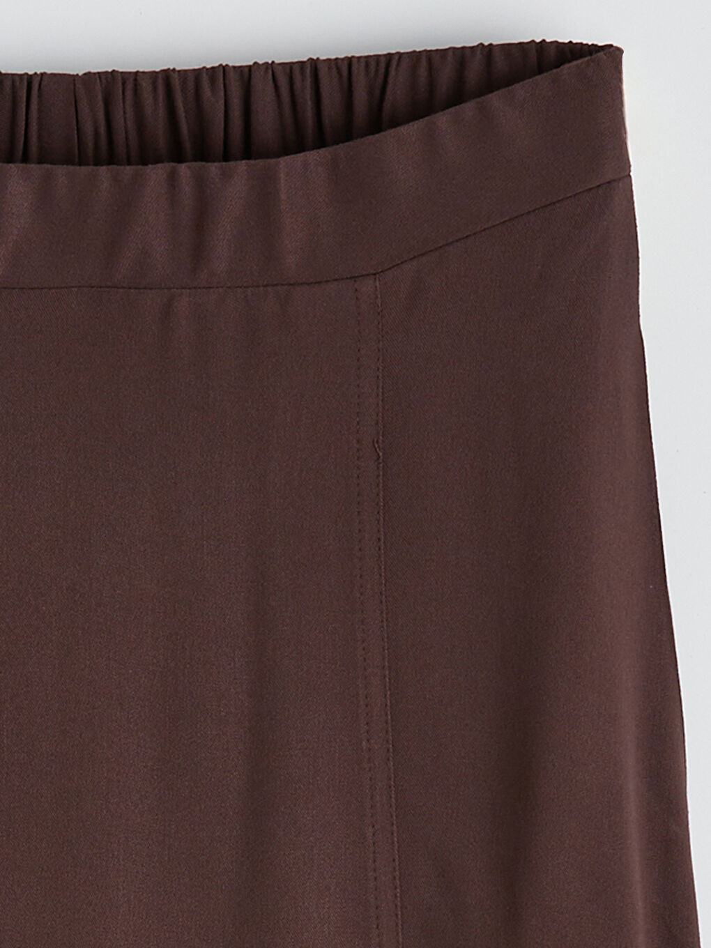 Kahverengi Beli Lastikli Pileli Etek-1