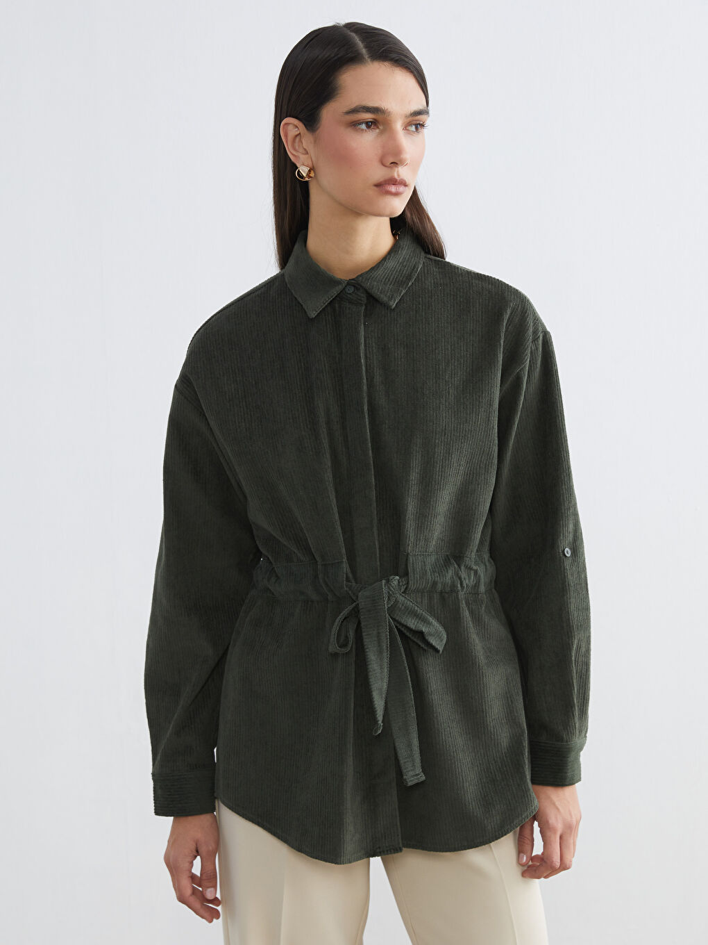 Haki Beli Kuşaklı Kadın Kadife Gömlek Tunik	