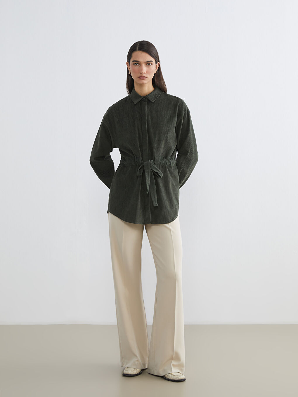 Haki Beli Kuşaklı Kadın Kadife Gömlek Tunik	-1