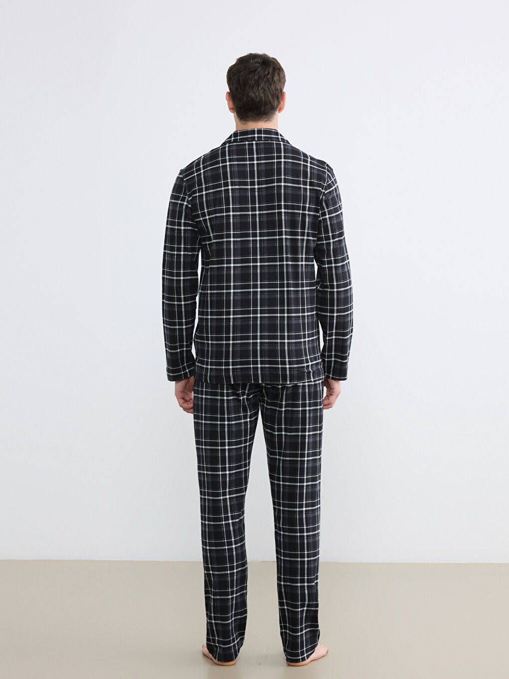 Siyah Standart Kalıp Ekose Erkek Pijama Takım-4