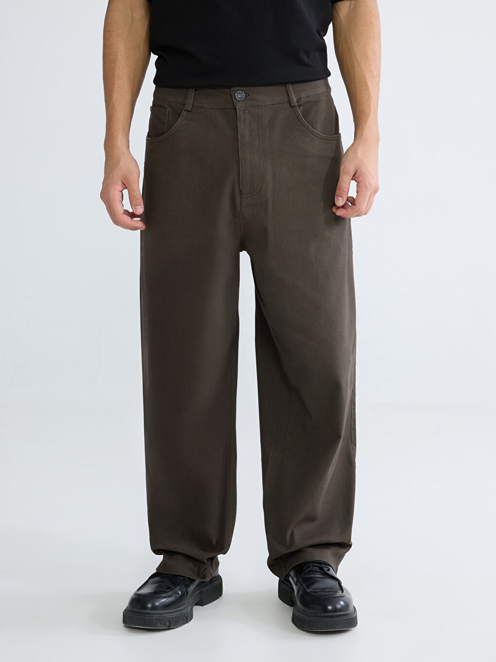 Bol Kalıp Erkek Gabardin Pantolon-1
