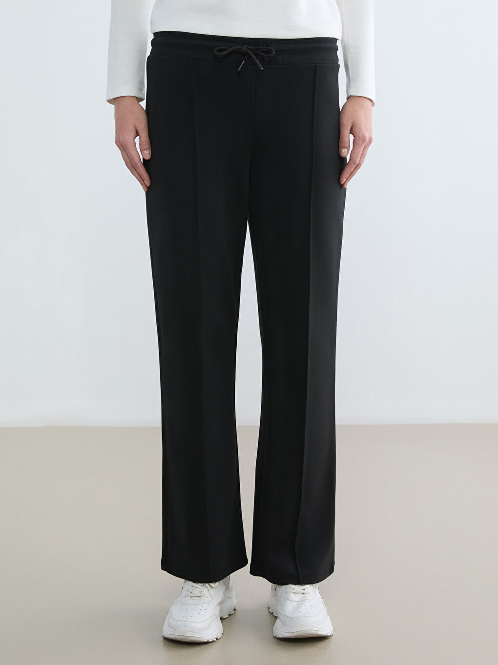 Siyah Beli Lastikli Soft Touch Kadın Eşofman Altı-1