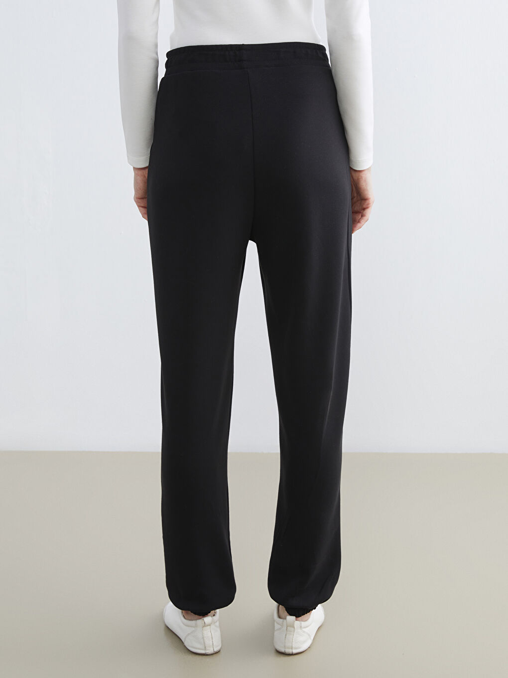 Siyah Beli Lastikli Soft Touch Kadın Jogger Eşofman Altı-3