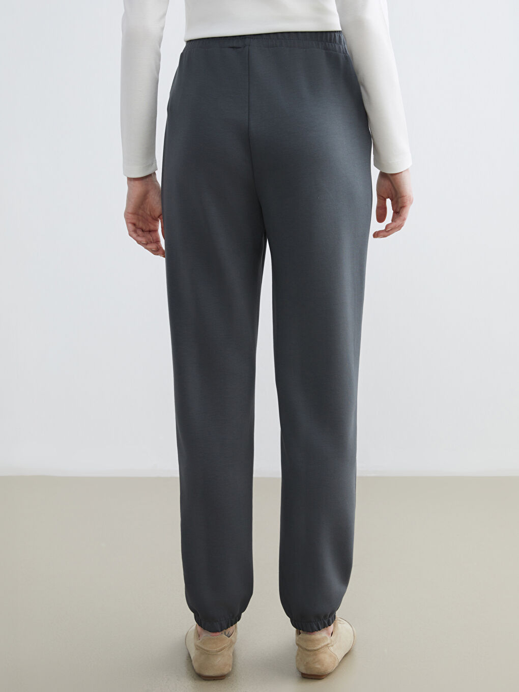 Antrasit Beli Lastikli Soft Touch Kadın Jogger Eşofman Altı-3
