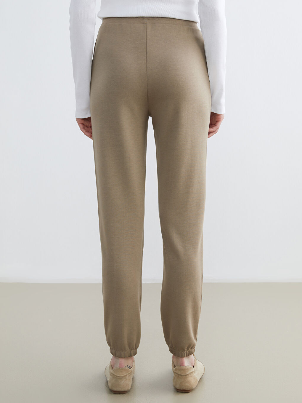 Bej Beli Lastikli Soft Touch Kadın Jogger Eşofman Altı-3