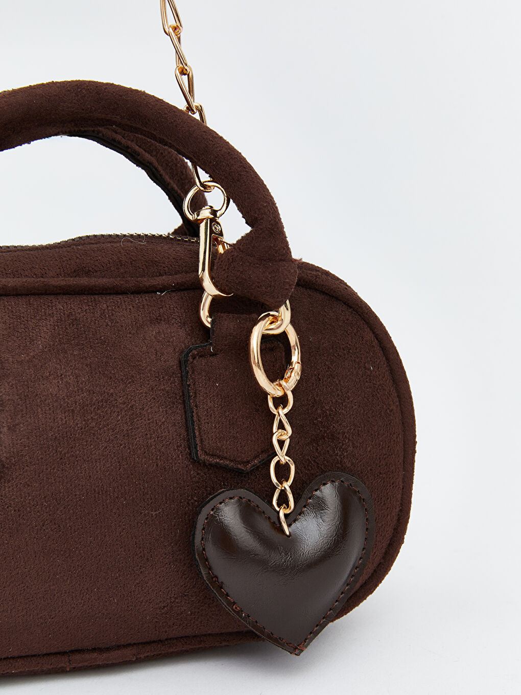 Kahverengi Kalp Aksesuarlı Süet Görünümlü Kadın Omuz Çantası-2