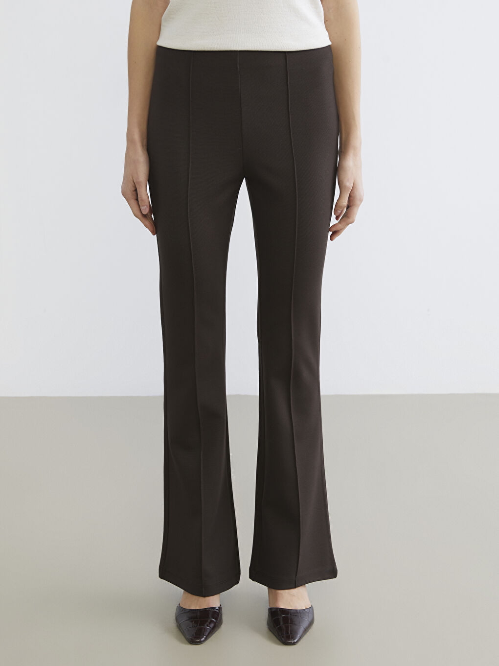 Kahverengi Ekstra Dar İspanyol Paça Kadın Pantolon-1