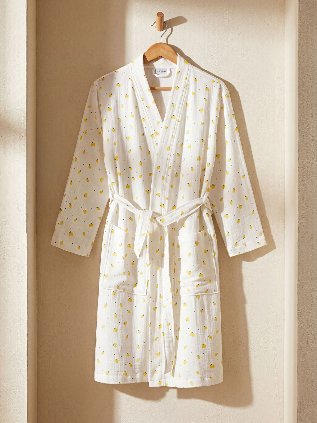 Kırmızı Limon Desenli Kadın Bornoz-1