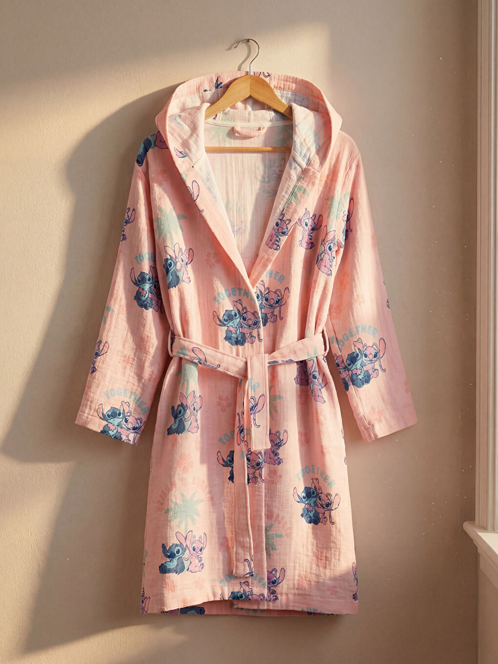 Karışık Stitch Baskılı Kız Çocuk Bornoz