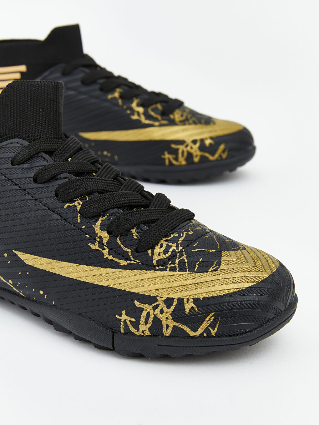 ნაბეჭდი ბიჭების საფეხბურთო ფეხსაცმელი ტურფისთვის-2