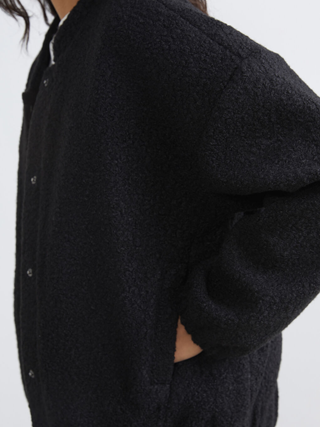 Siyah Kolej Yaka Oversize Kadın Pelüş Mont-3