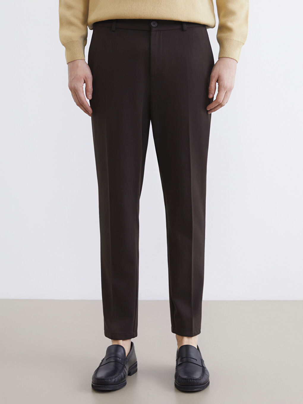 Kahverengi Standart Kalıp Armürlü Erkek Pantolon-1