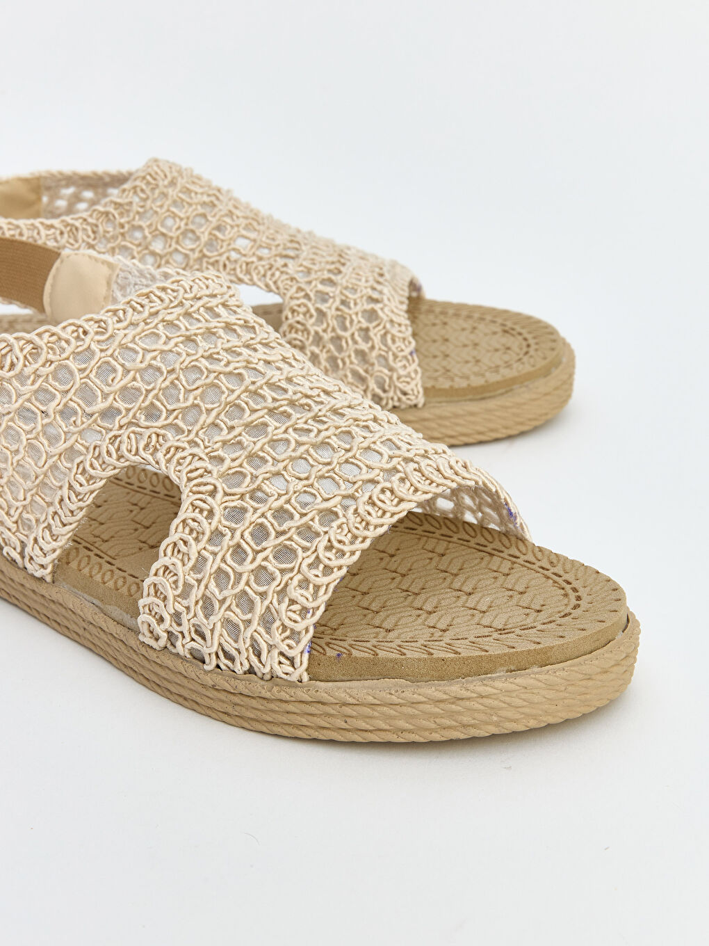 Bej Hasır File Detaylı Kadın Sandalet-2