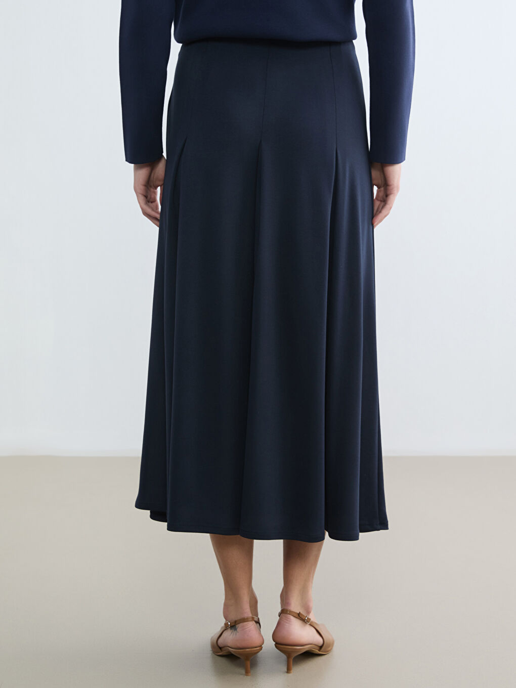Woman NAVY Skirt-3