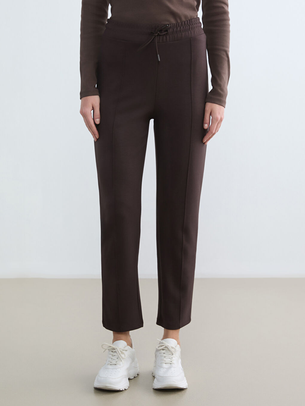 Kahverengi Beli Lastikli Soft Touch Kadın Eşofman Altı-1