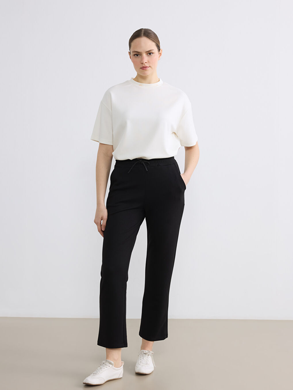 Siyah Beli Lastikli Soft Touch Kadın Eşofman Altı