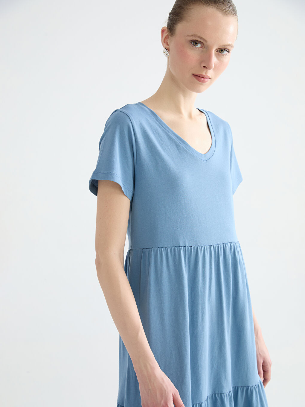 Mavi V Yaka Katkat Elbise-2