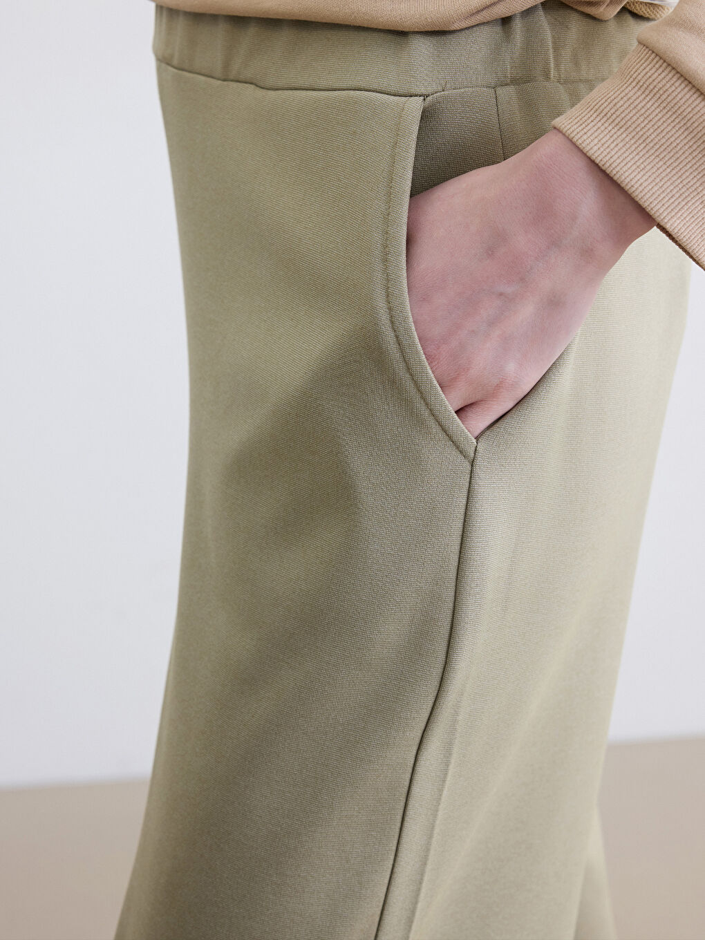 Yeşil Beli Lastikli Kadın Eşofman Altı-2